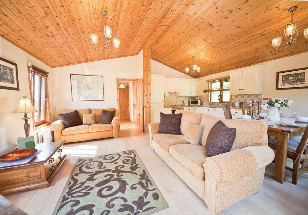 Charlesworth Lodges 格罗索普 外观 照片